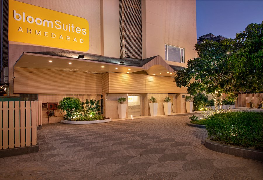 Bloom Suites